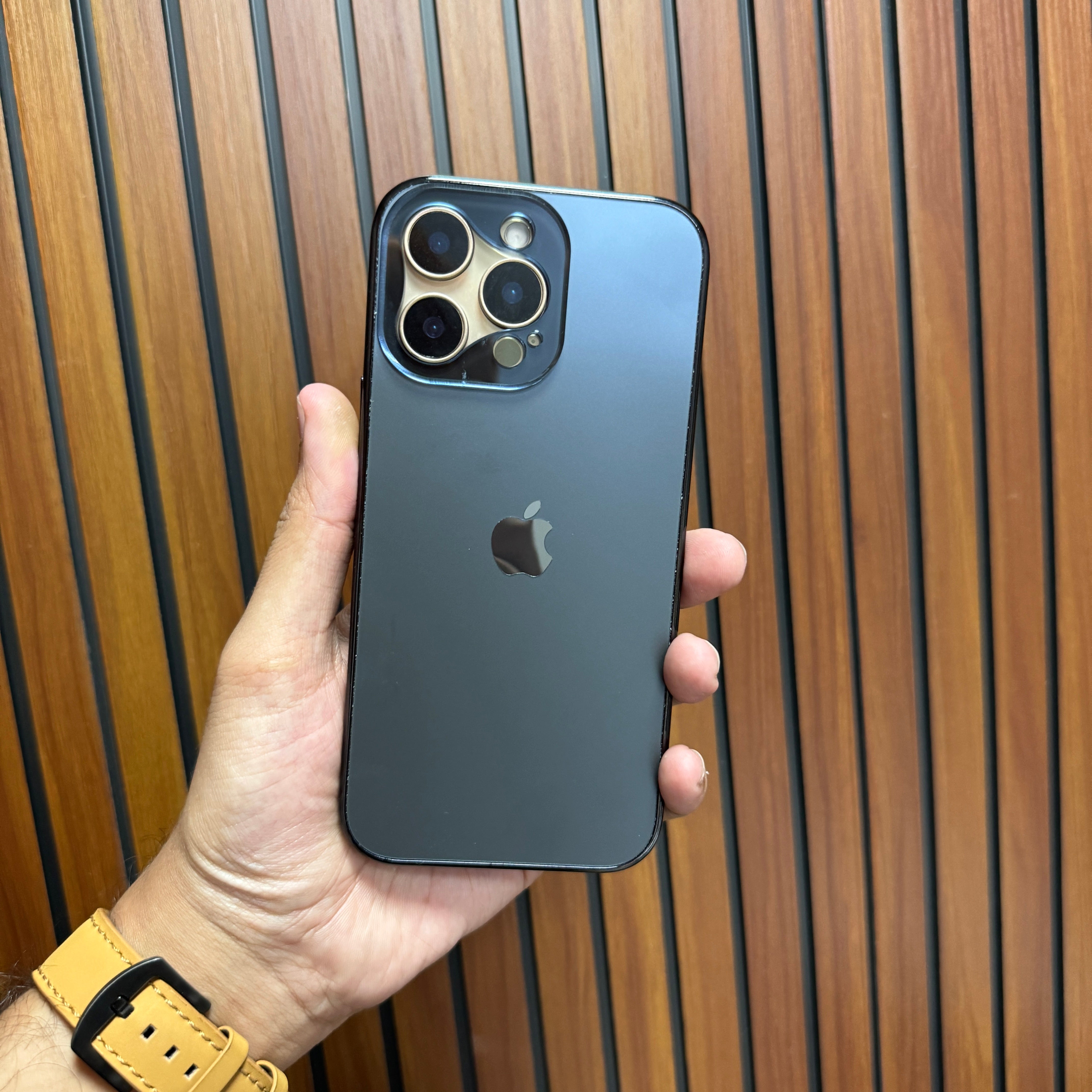 New Concept Ultra Thin Protection Case For iPhone 16 Series