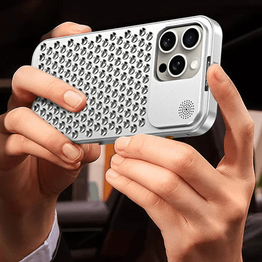 New Metal Hybrid Cover For iPhone 15 Pro Max