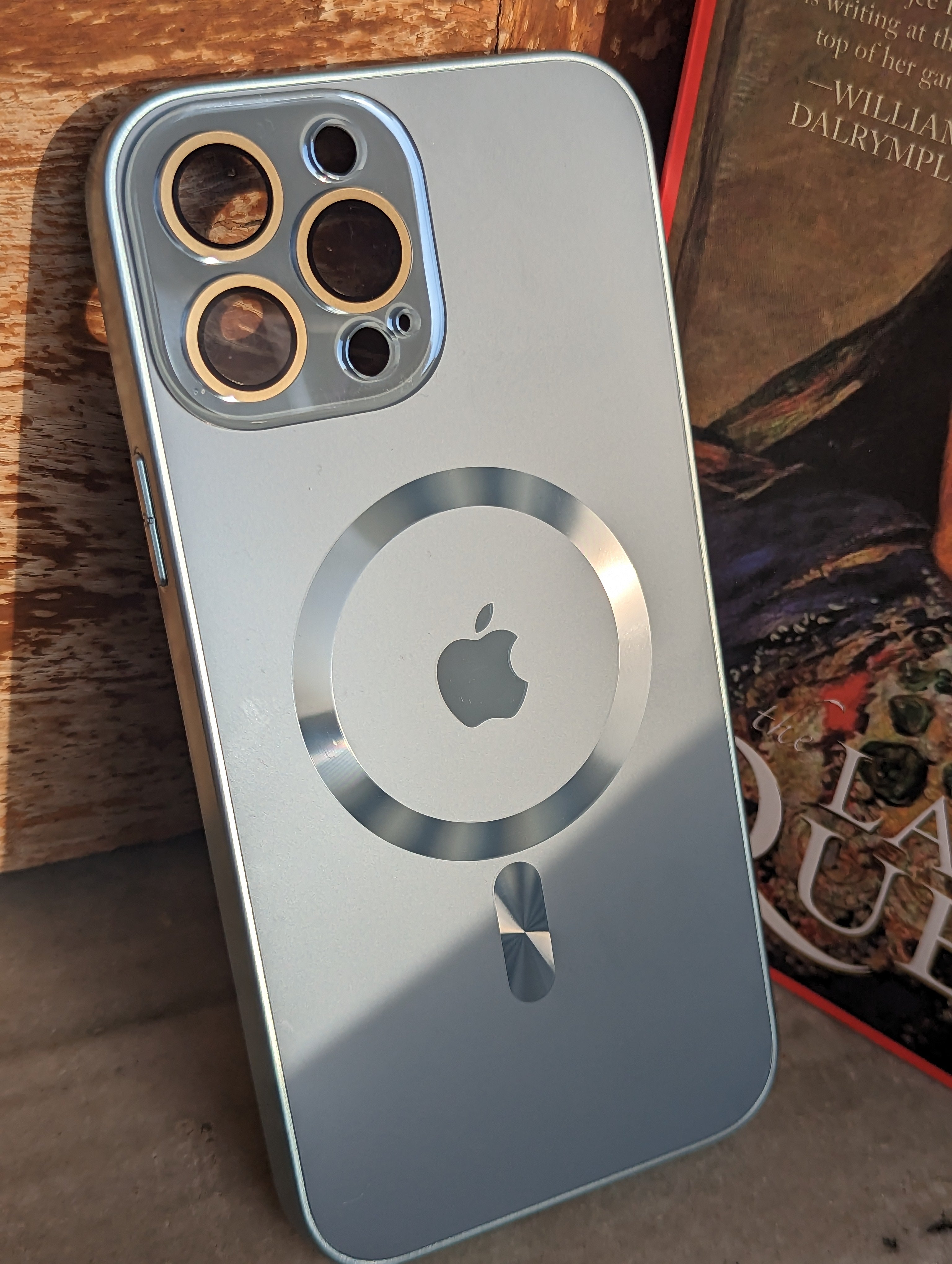 Glossy Electroplated Camera Lens Protection Magsafe Case For iPhone 14 Pro