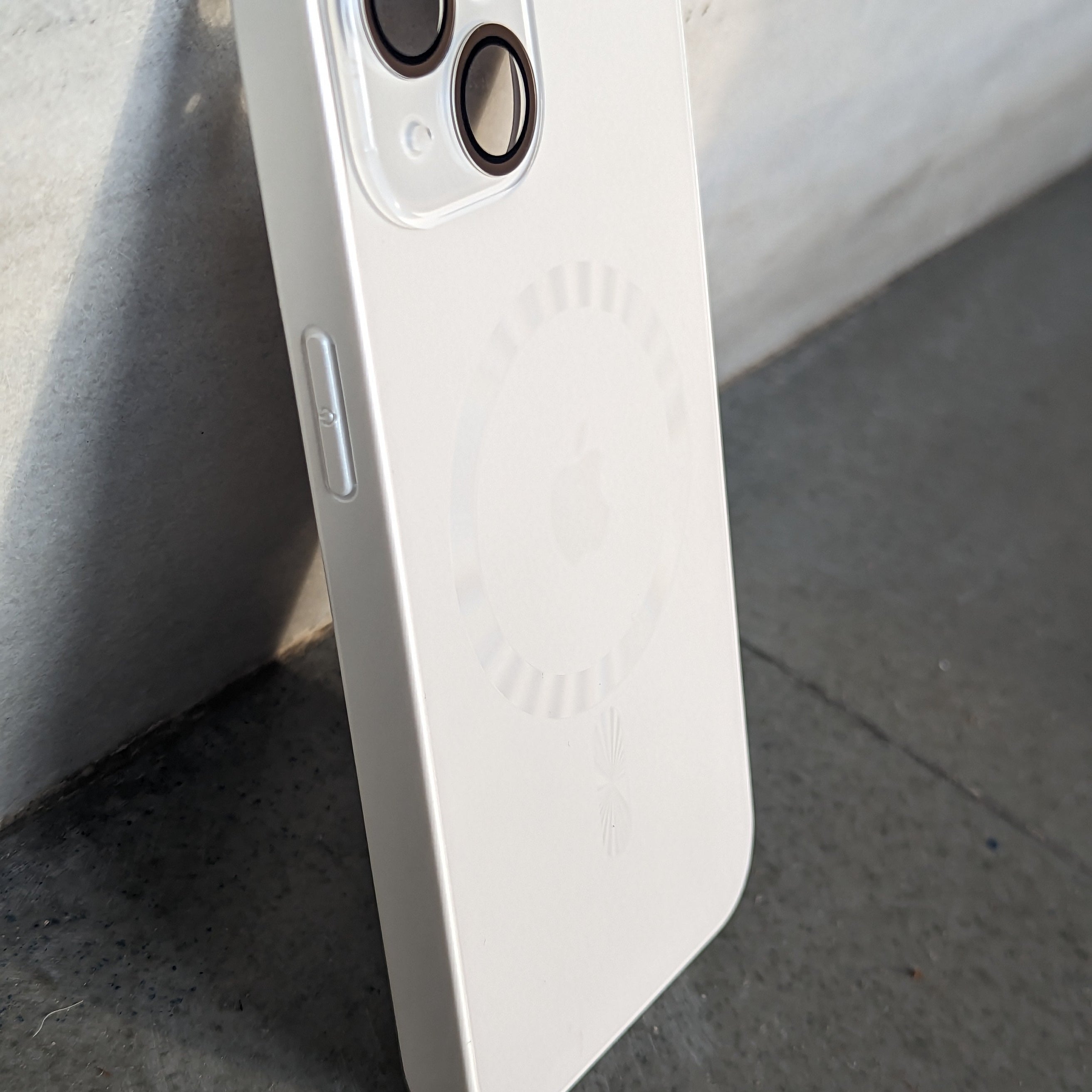 Glossy Electroplated Camera Lens Protection Magsafe Case For iPhone 13 Pro