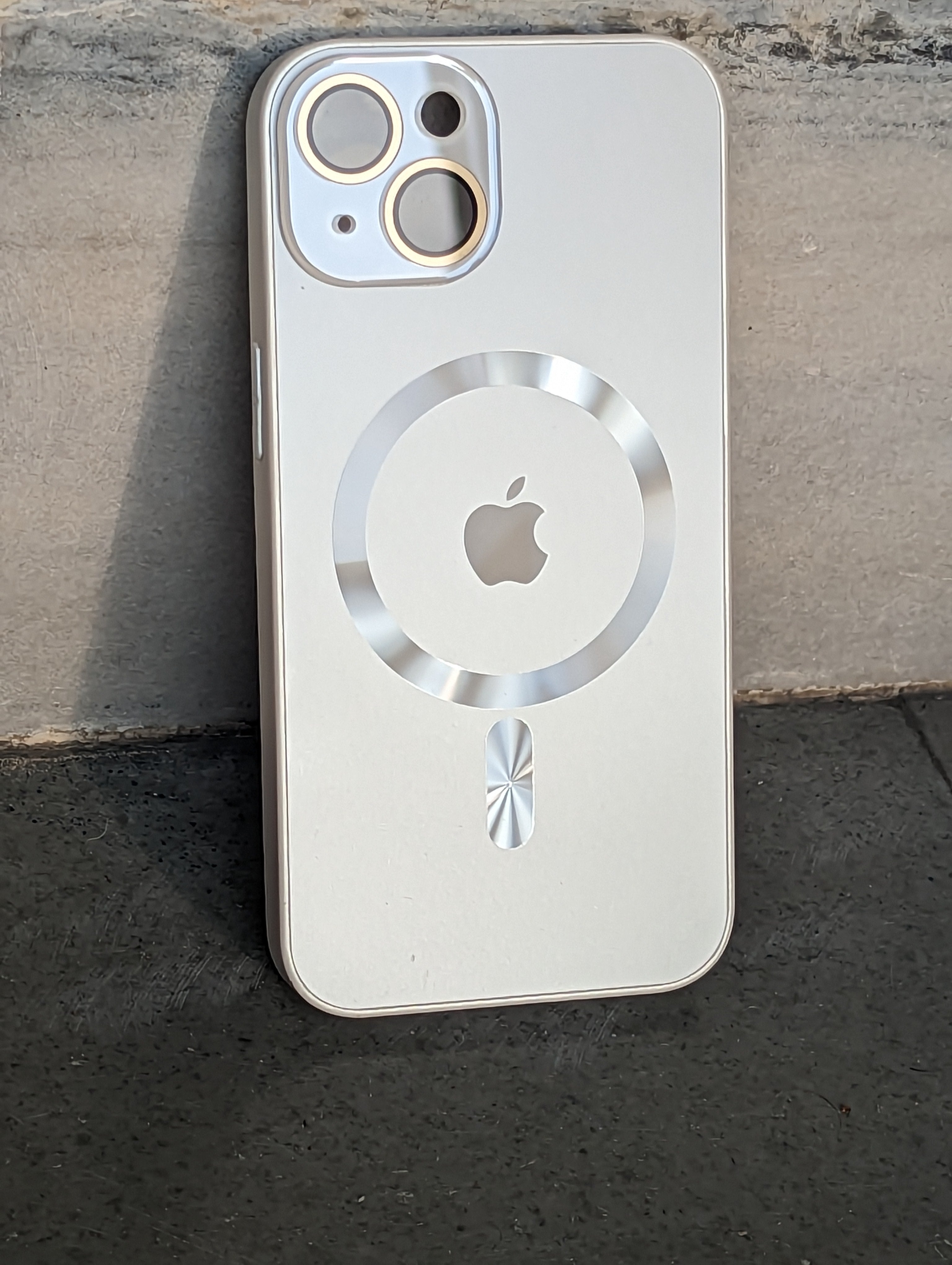 Glossy Electroplated Camera Lens Protection Magsafe Case For iPhone 14 Plus