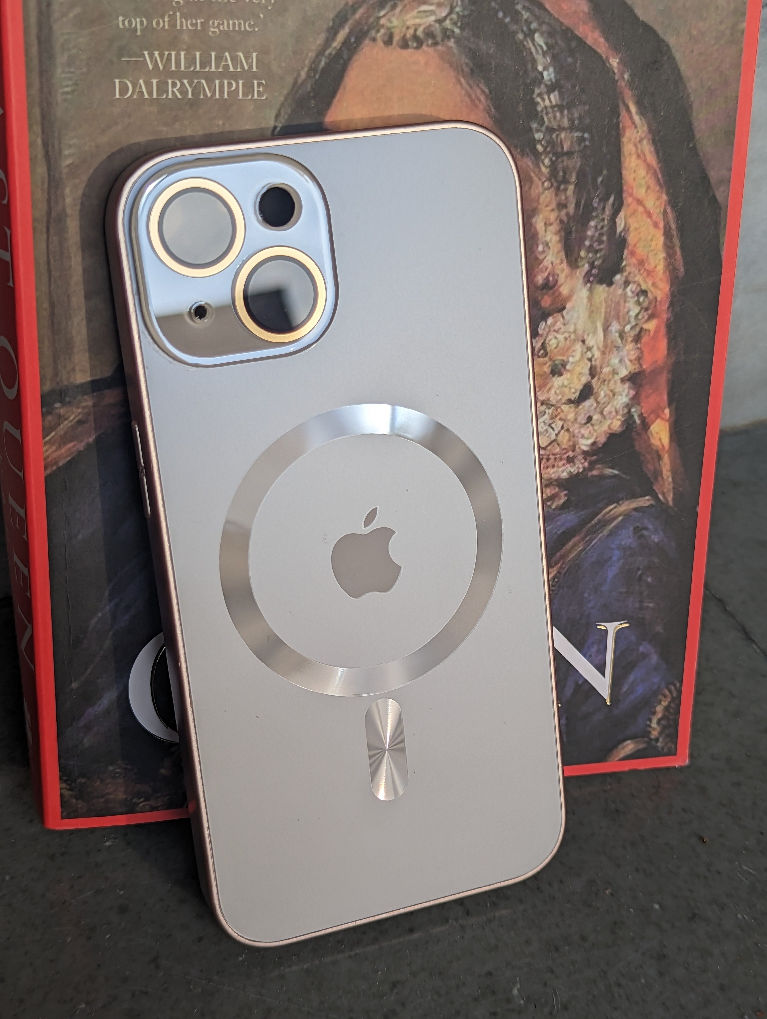 Glossy Electroplated Camera Lens Protection Magsafe Case For iPhone 13