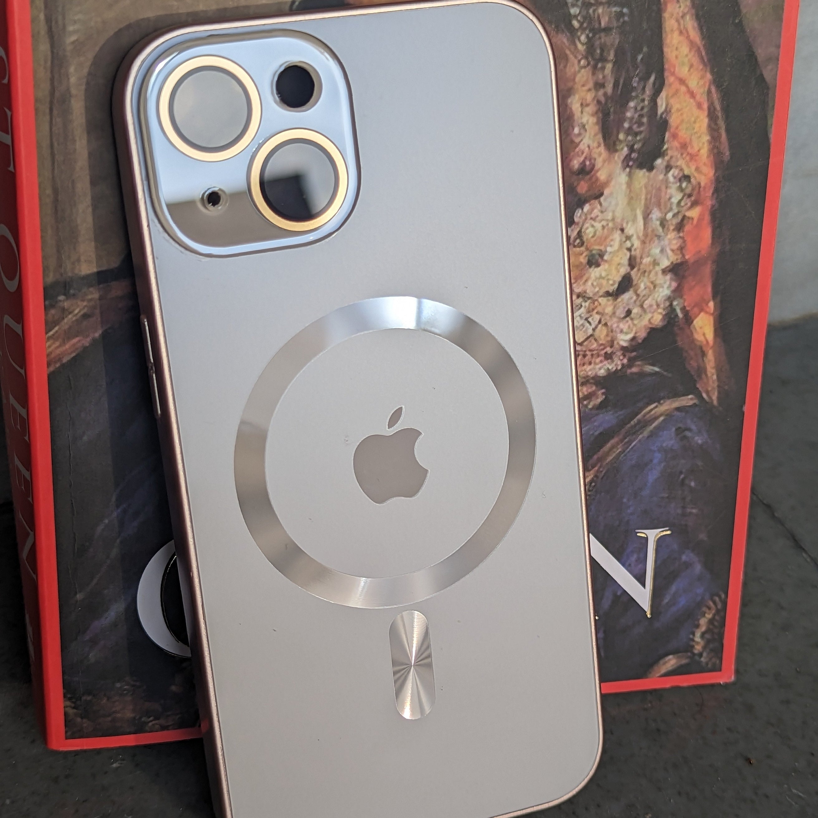 Glossy Ultra Thin Electroplated Camera Lens Protection With Magsafe For iPhone