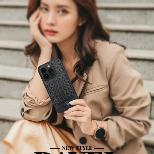 Santa Barbara Classic Ravel Series Genuine Leather Case For iPhone 15 Pro